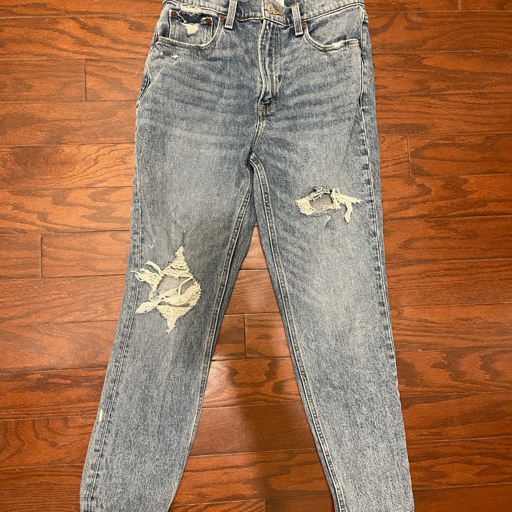 Abercrombie mom jeans high rise